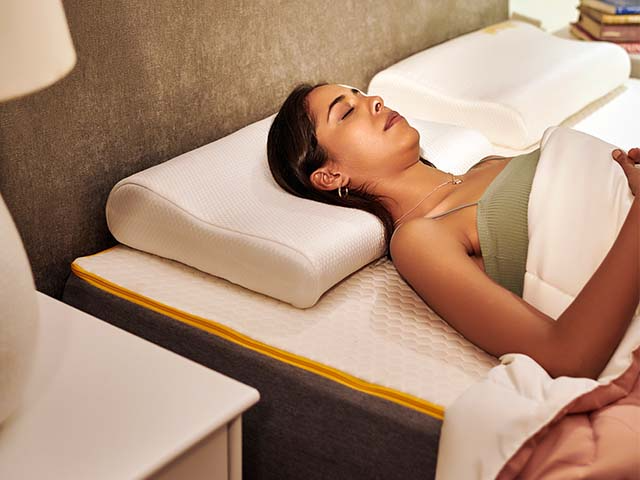 Contour CoolTEC Memory Foam Pillow