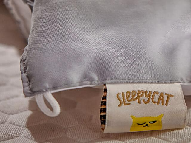 Rhino Grey Coconut White