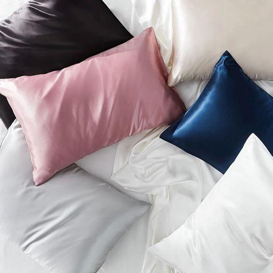 Silk vs Satin Pillowcase: Pros & Cons for Skin, Hair, Sleep – Blissy